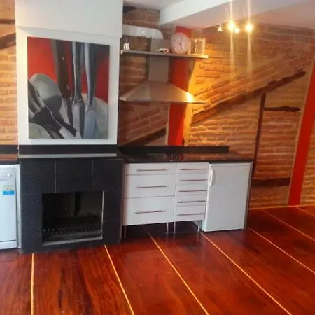 Apartamento Puerto Deportivo شقة *