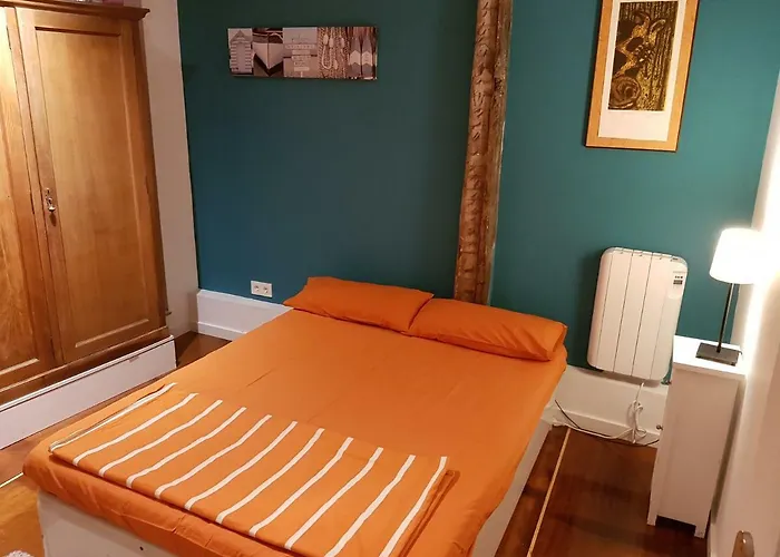 شقة Apartamento Puerto Deportivo بيرميو