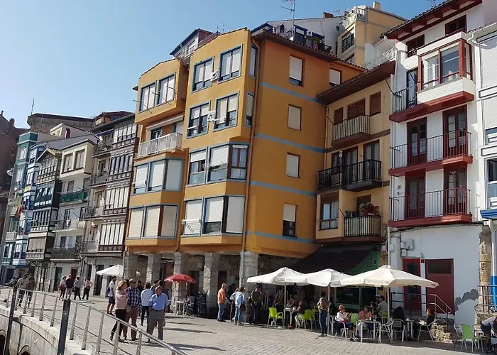 Apartamento Puerto Deportivo * بيرميو